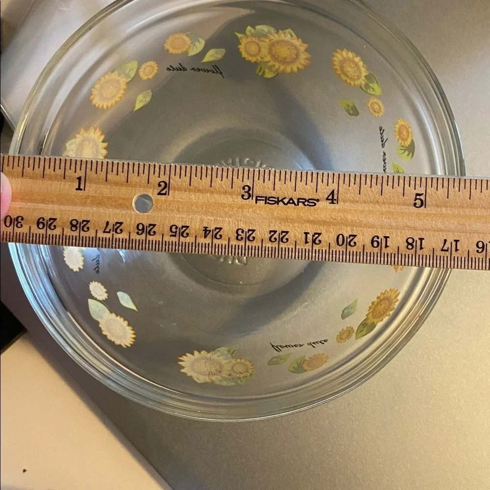 Five Imperial Glass Flower Dute Sunflower Themed Nesting Bowls
